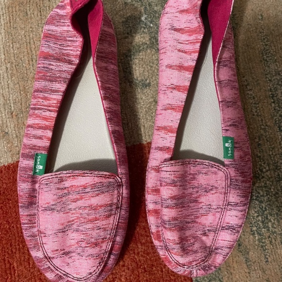 Sanük Pink slip on Shoes - Picture 2 of 5